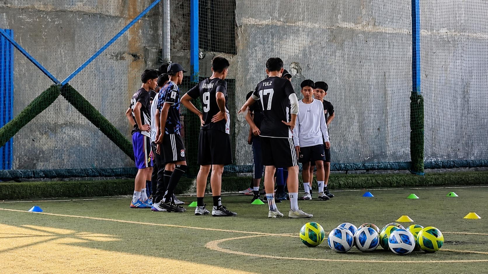 Youth futsal practice